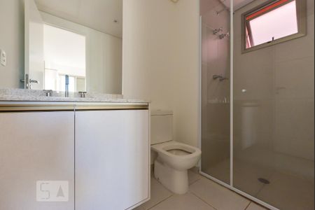 Banheiro Suíte de apartamento para alugar com 2 quartos, 65m² em Pinheiros, São Paulo