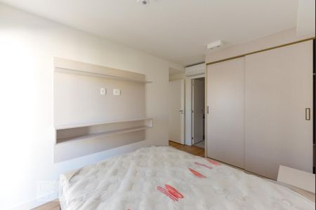 Suíte de apartamento para alugar com 2 quartos, 65m² em Pinheiros, São Paulo