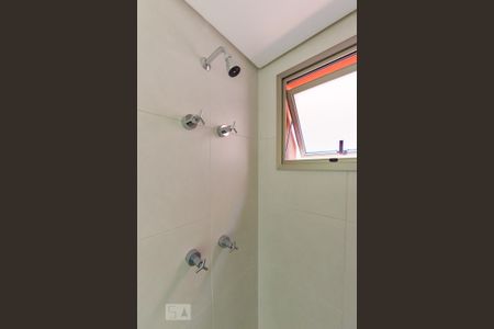 Banheiro Suíte de apartamento para alugar com 2 quartos, 65m² em Pinheiros, São Paulo