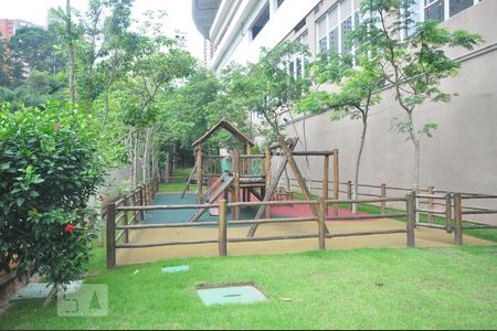 Apartamento à venda com 128m², 3 quartos e 2 vagasPlayground