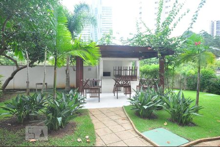 Apartamento à venda com 128m², 3 quartos e 2 vagasChurrasqueira