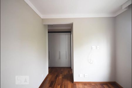 Apartamento à venda com 128m², 3 quartos e 2 vagasSuíte