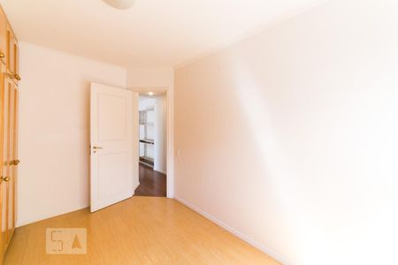 Quarto  de apartamento para alugar com 2 quartos, 72m² em Brooklin Paulista, São Paulo