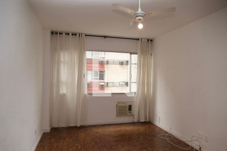 Sala de apartamento para alugar com 3 quartos, 86m² em Leblon, Rio de Janeiro