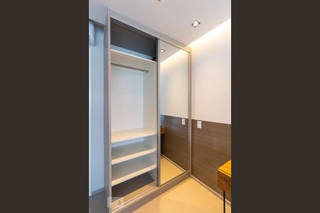 Sala/Quarto de kitnet/studio à venda com 1 quarto, 50m² em Vila Cruzeiro, São Paulo