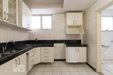 Apartamento à venda com 187m², 4 quartos e 2 vagasCozinha