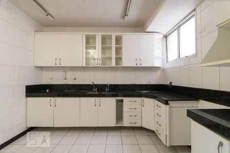 Apartamento à venda com 187m², 4 quartos e 2 vagasCozinha