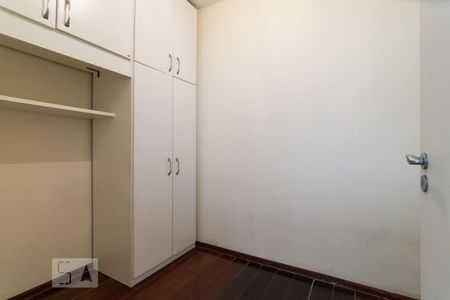 Apartamento à venda com 187m², 4 quartos e 2 vagasQuarto de Serviço 