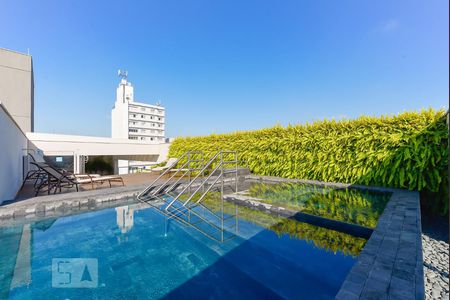 Studio à venda com 30m², 1 quarto e 1 vagaPiscina