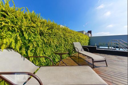 Studio à venda com 30m², 1 quarto e 1 vagaPiscina