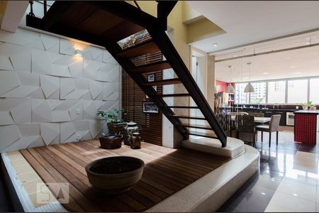Sala de casa para alugar com 3 quartos, 320m² em Jardim, Santo André