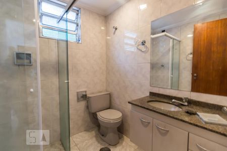 Banheiro de apartamento à venda com 2 quartos, 61m² em Vila Leonor, Guarulhos