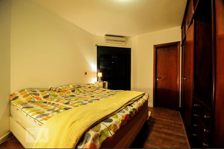 Apartamento para alugar com 167m², 4 quartos e 3 vagasQuarto