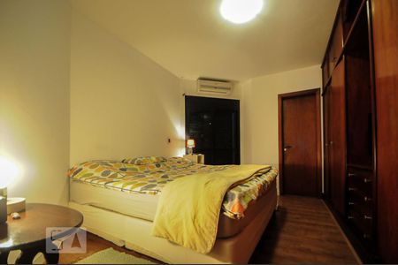 Apartamento para alugar com 167m², 4 quartos e 3 vagasQuarto