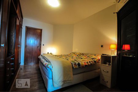 Apartamento para alugar com 167m², 4 quartos e 3 vagasQuarto