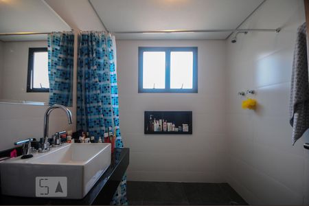 Apartamento para alugar com 167m², 4 quartos e 3 vagasBanheiro