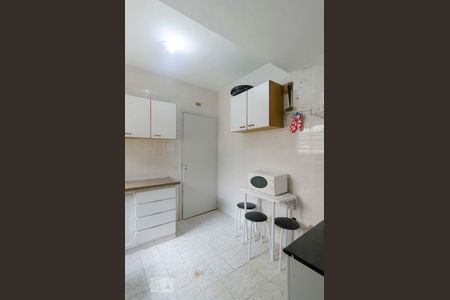 Apartamento para alugar com 65m², 2 quartos e 1 vagaCozinha