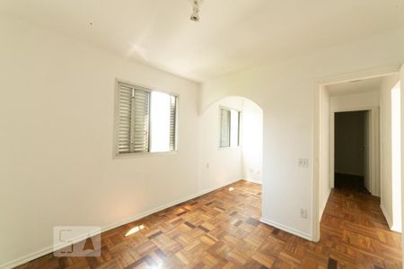 Quarto 1 de apartamento para alugar com 2 quartos, 65m² em Campo Belo, São Paulo