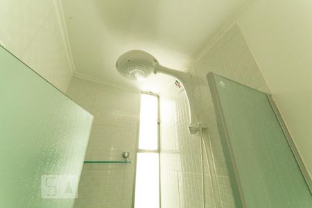 Banheiro de apartamento para alugar com 2 quartos, 65m² em Campo Belo, São Paulo