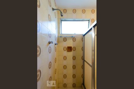 Casa à venda com 312m², 4 quartos e 2 vagasBanheiro social no segundo pavimento