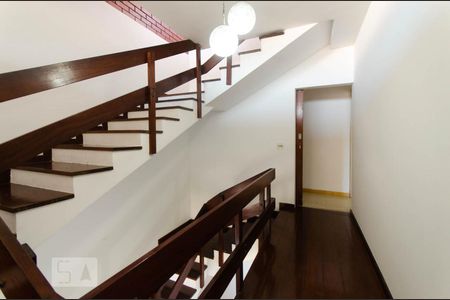 corredor de acesso do segundo pavimento de casa à venda com 4 quartos, 312m² em Jardim Botânico, Rio de Janeiro