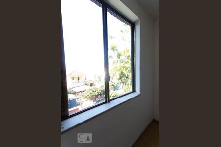 Casa à venda com 312m², 4 quartos e 2 vagasQuarto 2 no segundo pavimento