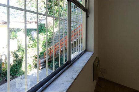 Casa à venda com 312m², 4 quartos e 2 vagasQuarto 1 no segundo pavimento