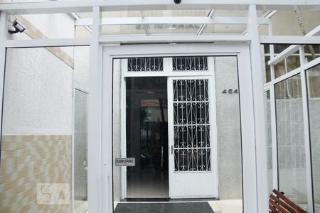 Studio à venda com 28m², 1 quarto e sem vagaEntrada para o prédio