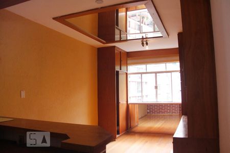 Quarto sala de kitnet/studio à venda com 1 quarto, 28m² em Jardim Paulista, São Paulo