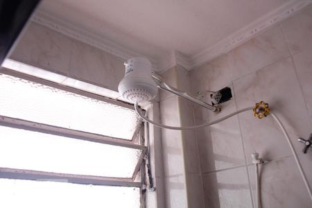 Banheiro de kitnet/studio à venda com 1 quarto, 28m² em Jardim Paulista, São Paulo