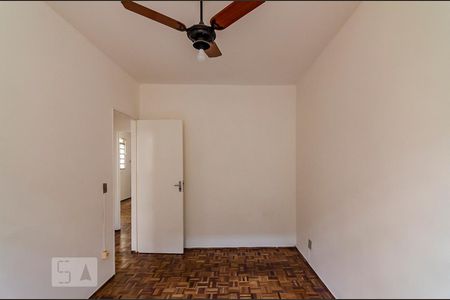 Quarto 2 de apartamento para alugar com 3 quartos, 62m² em Sagrada Família, Belo Horizonte