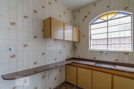 Cozinha de casa à venda com 4 quartos, 280m² em Ipiranga, Belo Horizonte