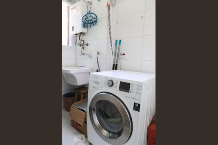 Apartamento à venda com 76m², 3 quartos e 2 vagasÁrea de serviço