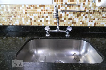 Apartamento à venda com 76m², 3 quartos e 2 vagasCozinha