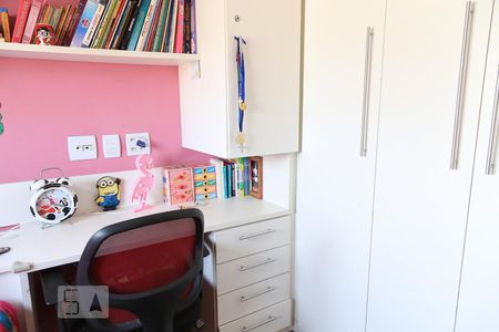 Apartamento à venda com 76m², 3 quartos e 2 vagasQuarto 2