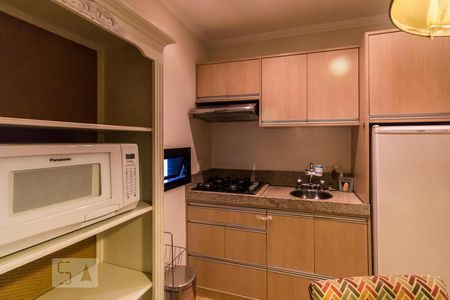 Cozinha de apartamento para alugar com 1 quarto, 35m² em Paraíso, São Paulo