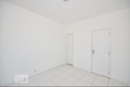 Casa de condomínio à venda com 256m², 3 quartos e 3 vagasSuíte