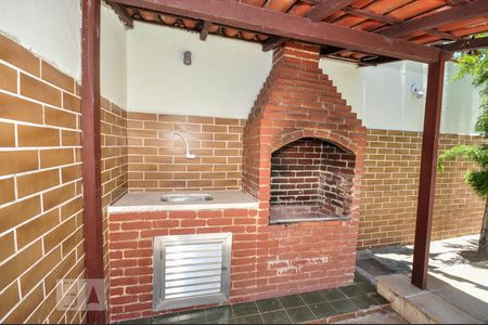 Casa de condomínio à venda com 256m², 3 quartos e 3 vagasChurrasqueira