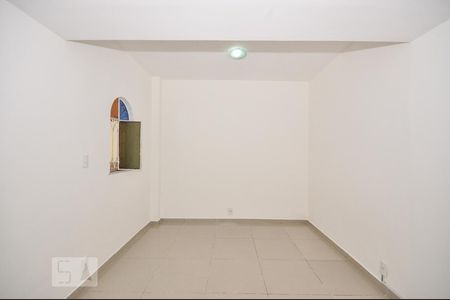 Casa de condomínio à venda com 256m², 3 quartos e 3 vagasAntessala