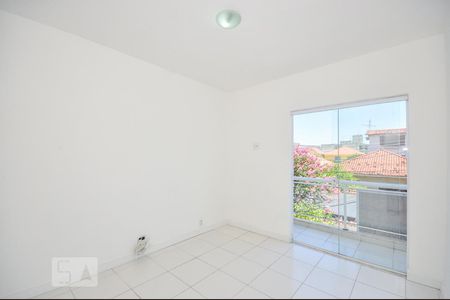 Casa de condomínio à venda com 256m², 3 quartos e 3 vagasSuíte