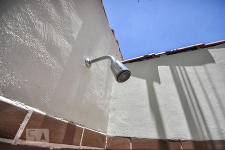 Casa de condomínio à venda com 256m², 3 quartos e 3 vagasChuveirão