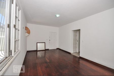 Casa de condomínio à venda com 256m², 3 quartos e 3 vagasSala