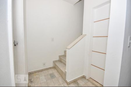 Casa de condomínio à venda com 256m², 3 quartos e 3 vagasCorredor