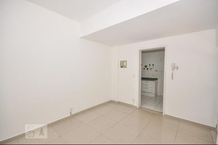 Casa de condomínio à venda com 256m², 3 quartos e 3 vagasAntessala