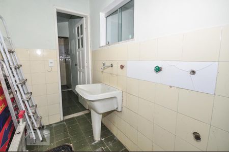 Casa de condomínio à venda com 256m², 3 quartos e 3 vagasÁrea de Serviço