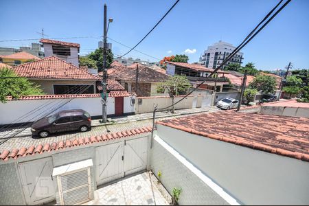 Casa de condomínio à venda com 256m², 3 quartos e 3 vagasVaranda - Suíte
