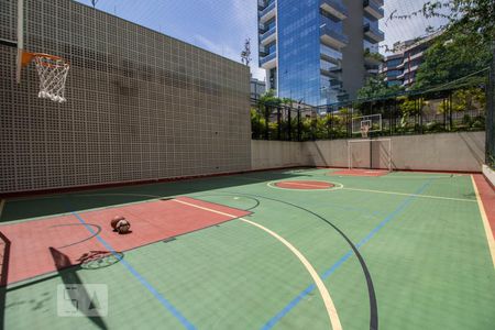 Apartamento à venda com 67m², 2 quartos e 1 vagaQuadra poliesportiva