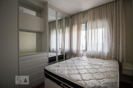 Quarto suíte de apartamento para alugar com 2 quartos, 67m² em Pinheiros, São Paulo