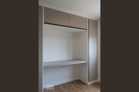 Apartamento à venda com 106m², 3 quartos e 2 vagasQuarto 3 - Suíte (Armários)