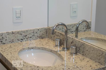 Apartamento à venda com 106m², 3 quartos e 2 vagasBanheiro social (Torneira)